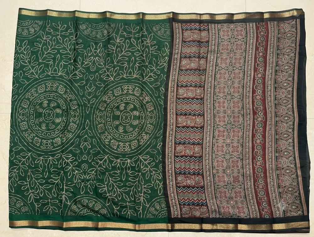 Bottle Green Bhandhini printed Liva saree with zari border